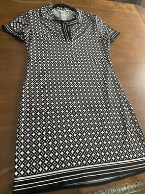 Max Studio Black & White Geometric Polo dress